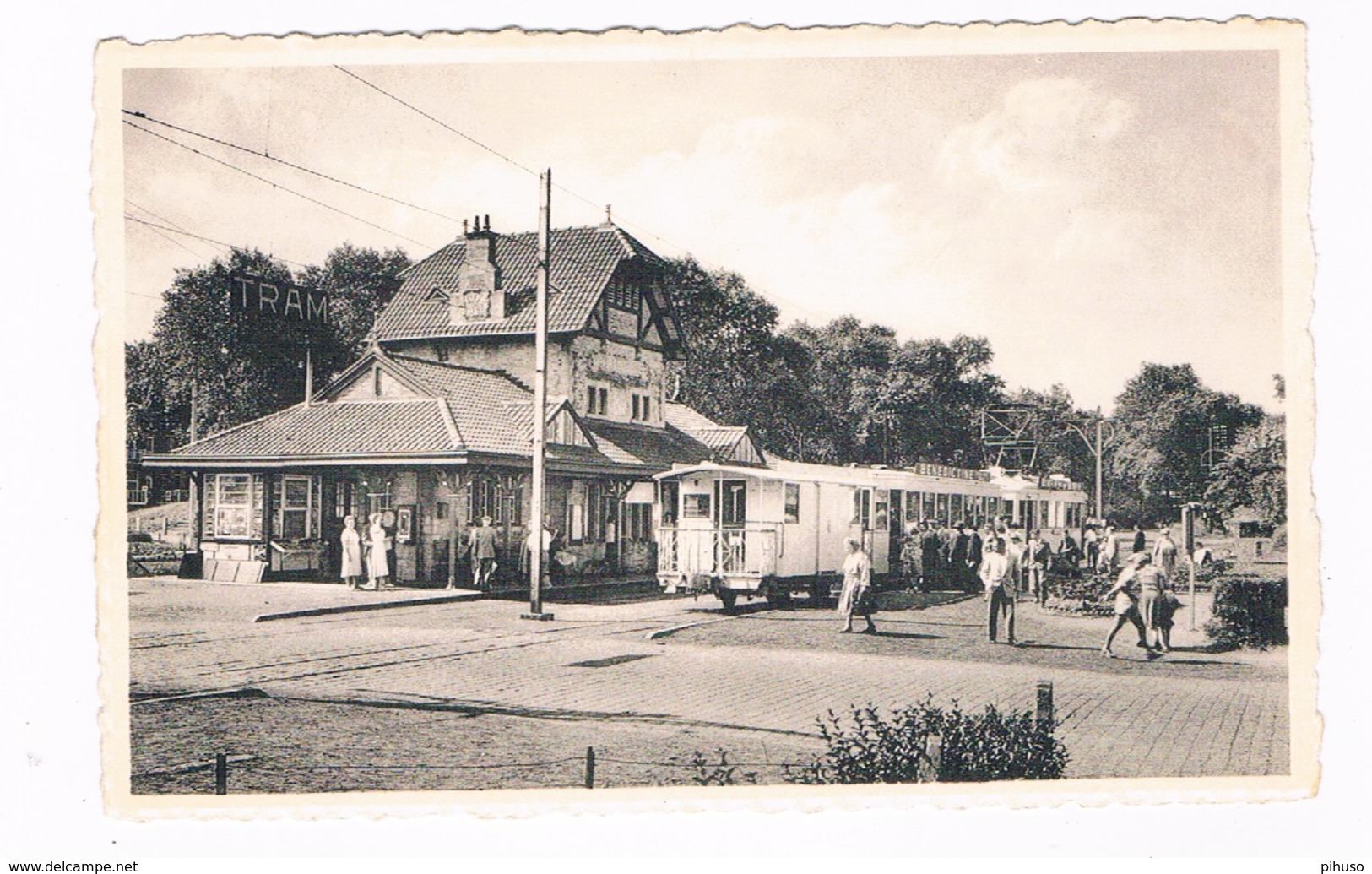 B-7076   DE HAAN : Statie / La Gare - De Haan