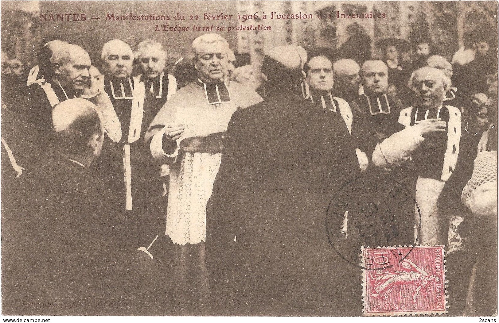 Dépt 44 - NANTES - Manifestations à L'occasion Des Inventaires (1906) - L'Évêque Lisant Sa Protestation - Nantes