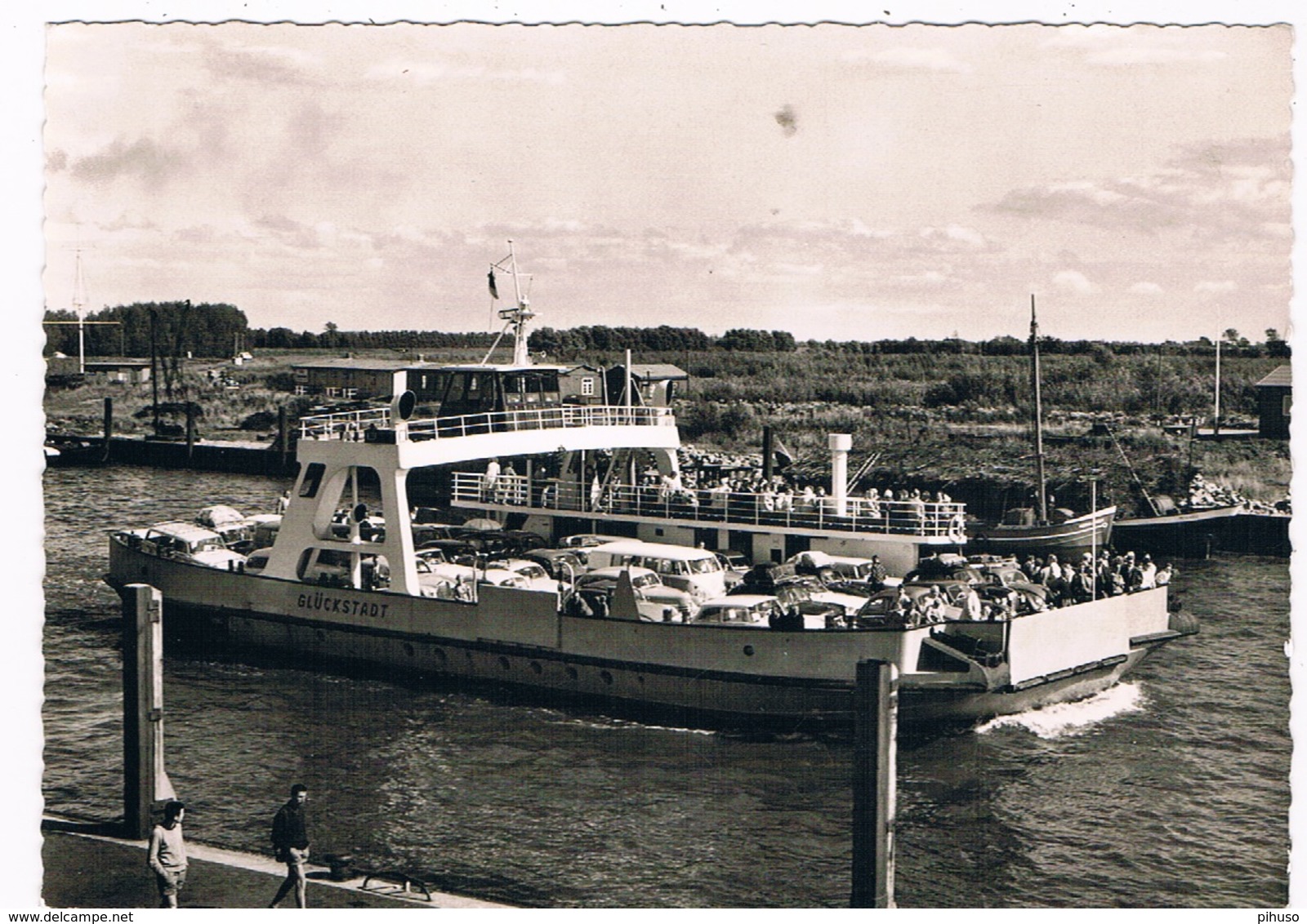 SCH-861  FERRy GLÜCKSTADT - WISCHHAFEN - Traghetti