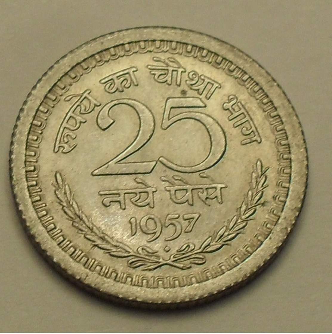 1957 - Inde République - India Republic - 25 NAYE PAISE, Mumbai Mint, KM 47.1 - Inde