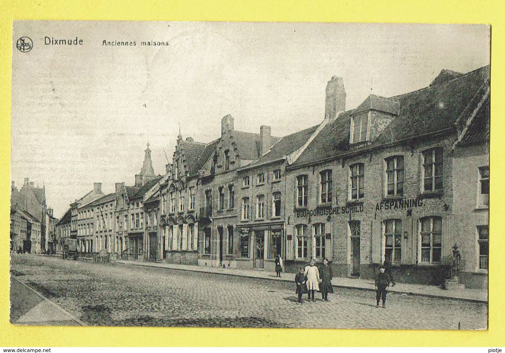 * Diksmuide - Dixmude * (Nels) Anciennes Maisons, Straatzicht, Animée, Bourgondische Schild Afspanning, Unique, Top - Diksmuide