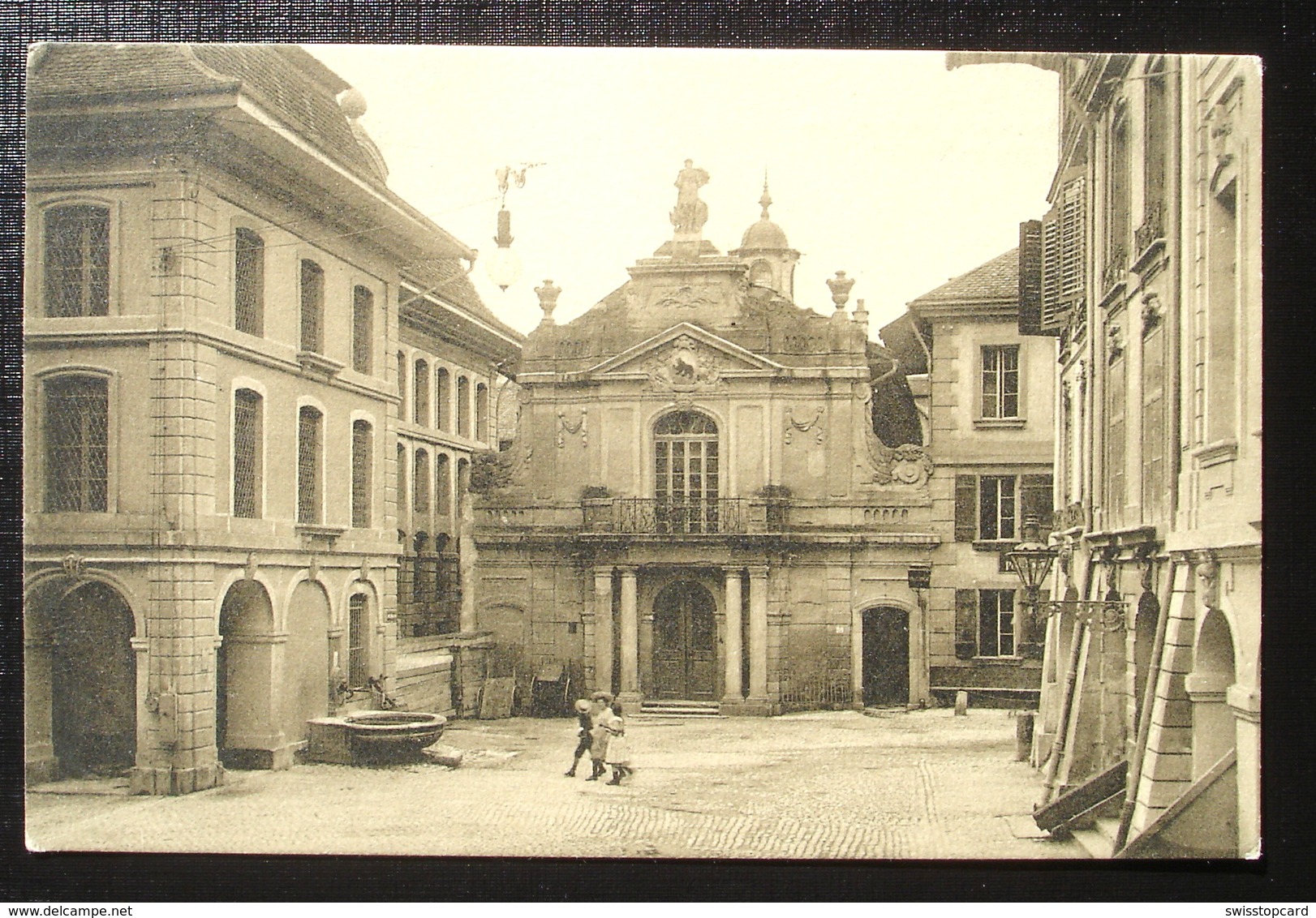 BERN Hotelgasse Mit Dem Alten Historischen Museum - Berne