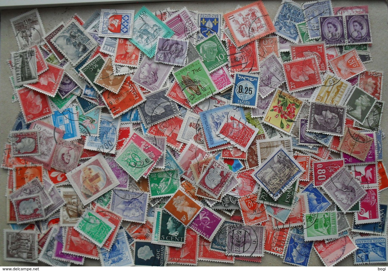 Wereld - 1000 Kleine Zegels - Vrac (min 1000 Timbres)