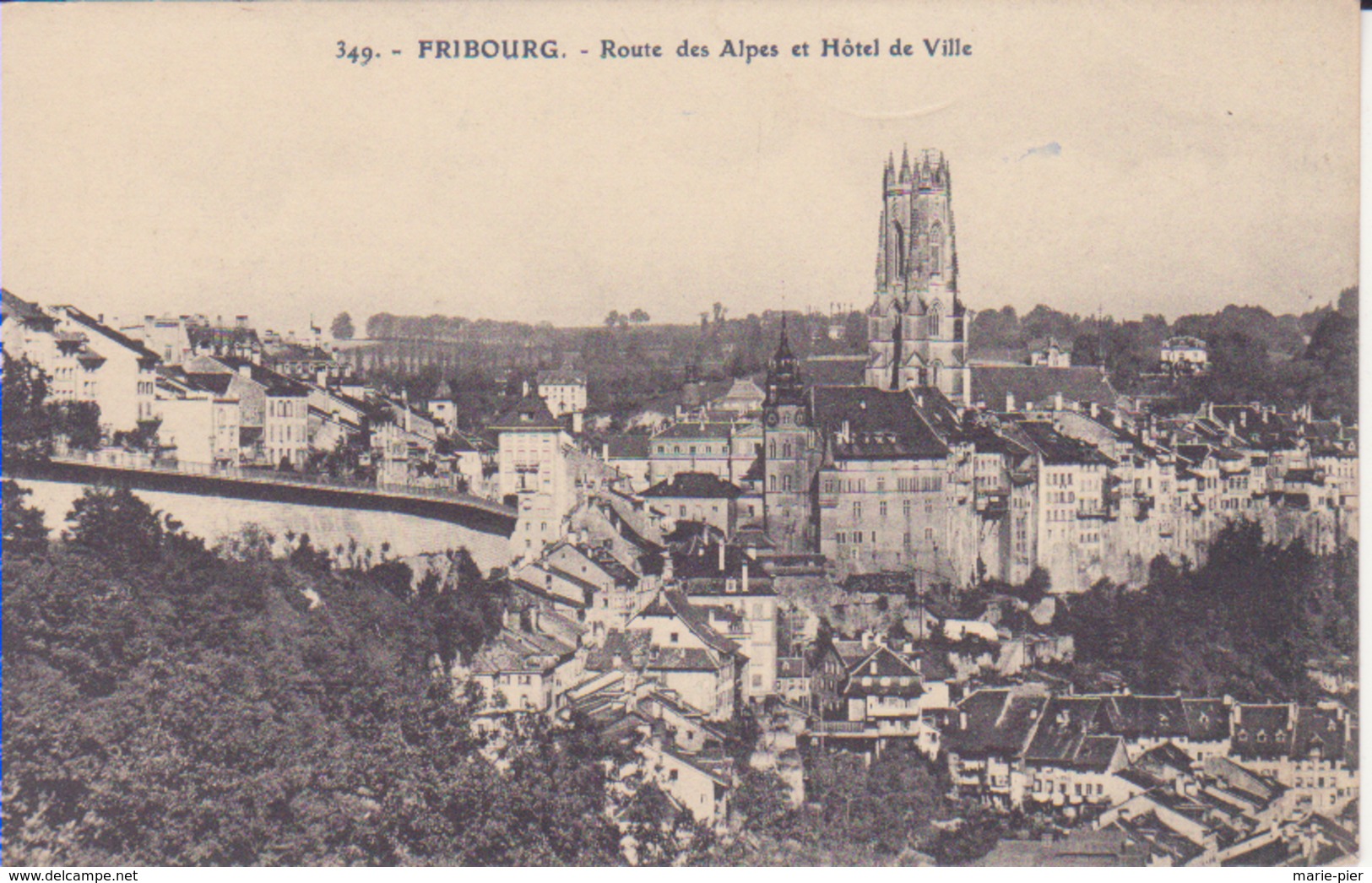 Fribourg- Route Des Alpes Et Hotel De Ville - Fribourg