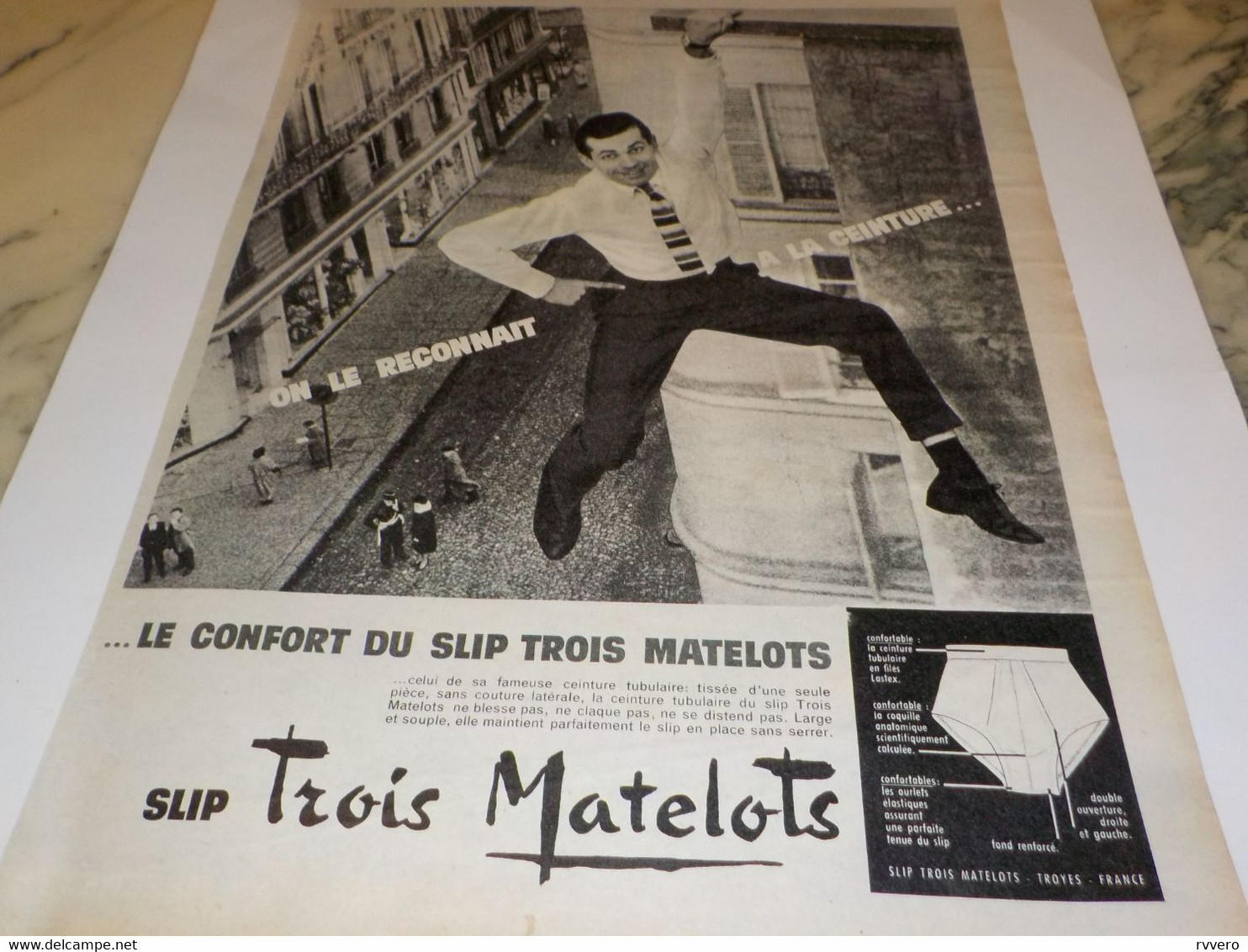 ANCIENNE PUBLICITE ON LE RECONNAIT DES TROIS MATELOTS 1960 - Affiches