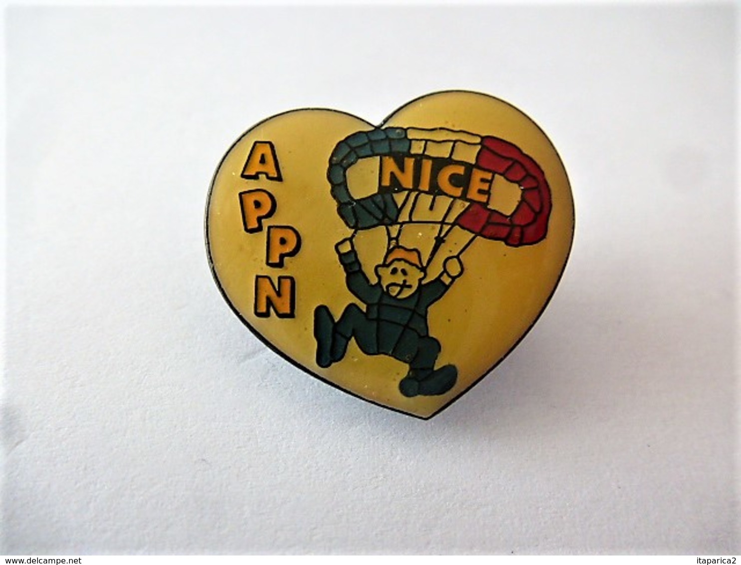 PINS Sports  PARACHUTISME  APPN NICE / 33NAT - Parachutespringen