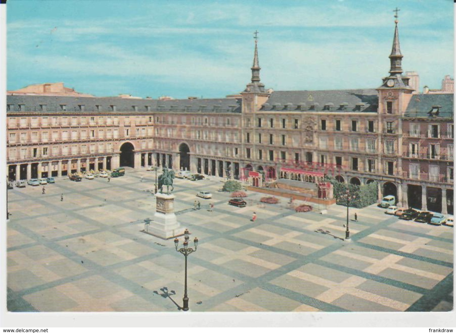 Postcard - Madrid - Main Square, Card No.110  - Unused Very Good - Unclassified