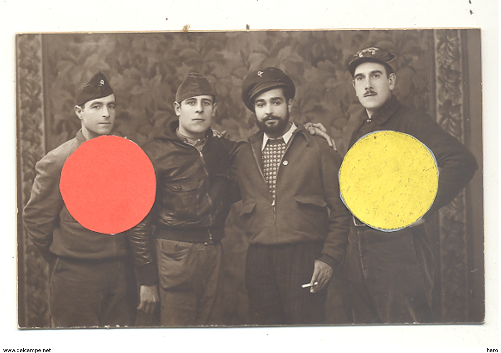 Photo Carte Studio MONTANER à LA GARRIGA - Guerre Civile D'Espagne ?? - Miliciens Phalange Communiste ??? (B247) - Other Wars