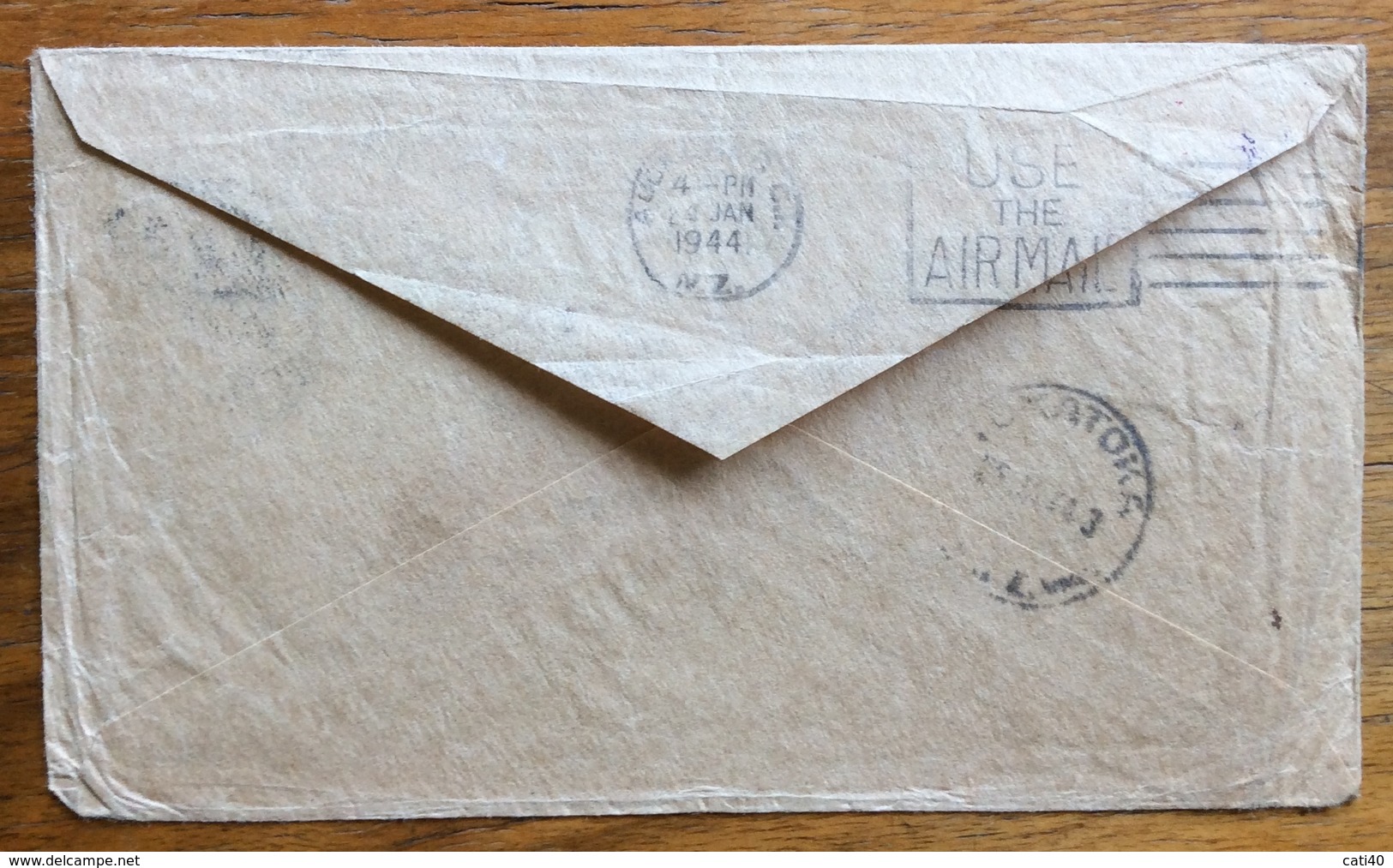 ON ACTIVE SERVICE  AIR MAIL TRANS TASMAN  23/1/1944  PASSED BAY CENSOR U ALTRI TIMBRI - Militaria