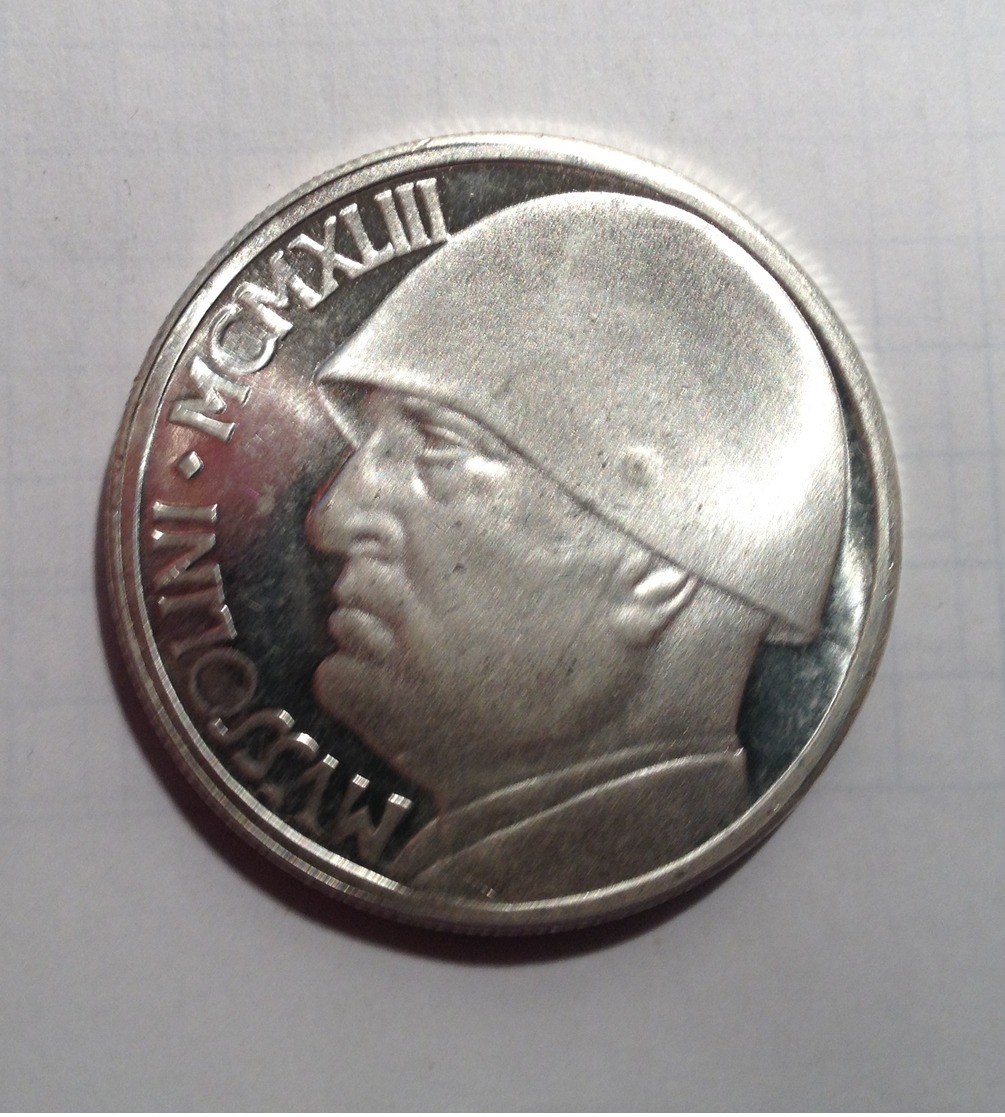 TOKEN GETTONE JETON MEDAGLIA MUSSOLINI 1945 LIRE 20 - Monetari/ Di Necessità