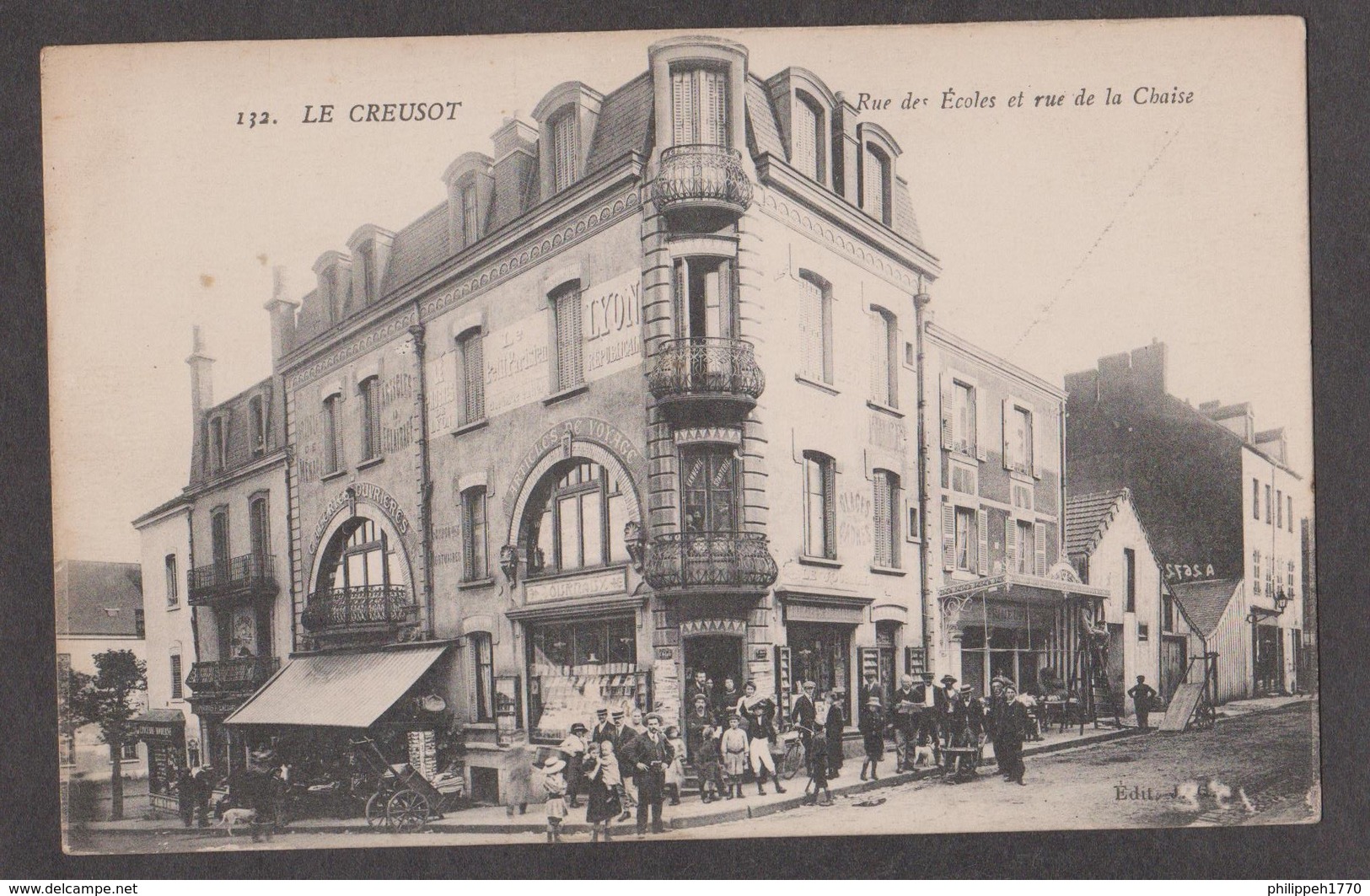 CPA LE CREUSOT-Rue Des Ecoles Et Rue De La Chaise-Animée- - Le Creusot