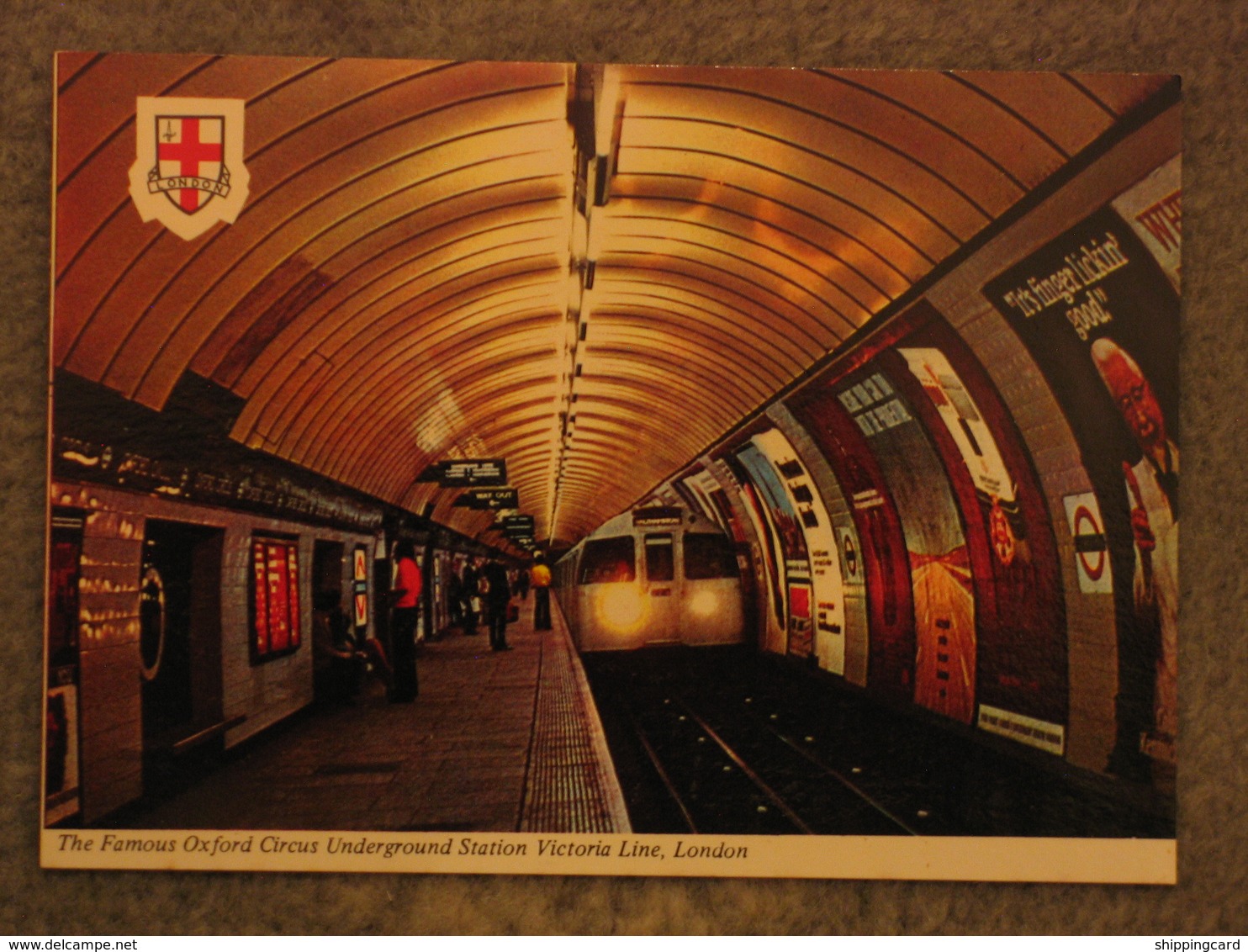 OXFORD CIRCUS UNDERGROUND STATION - Other & Unclassified