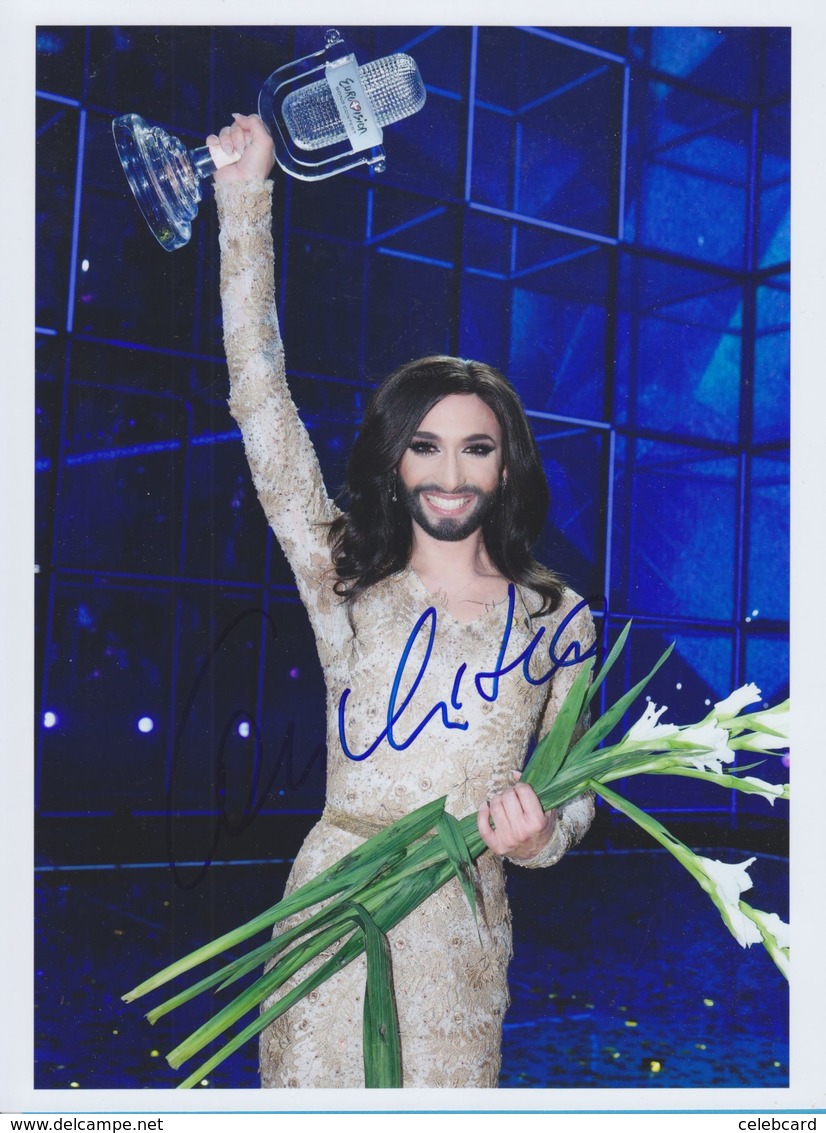 CONCHITA  AUTOGRAPHE / AUTOGRAMM  In Person Signed Glossy Photo 20/27 Cm *Winner Eurovision Song Contest 2014 * - Autres & Non Classés