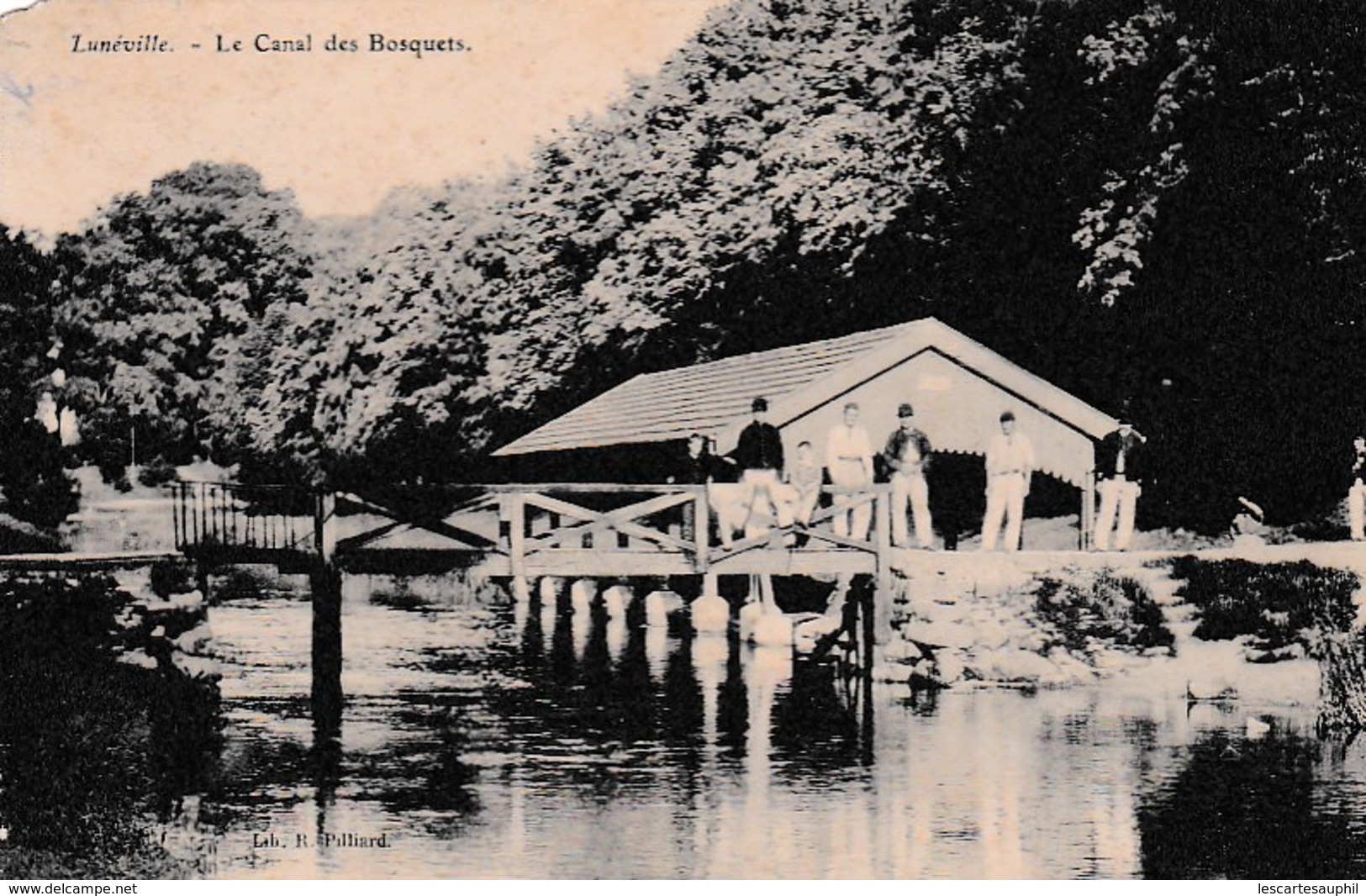 Tres Animée Militaires A Lunéville Sur Le Canal Des Bosquets - Luneville