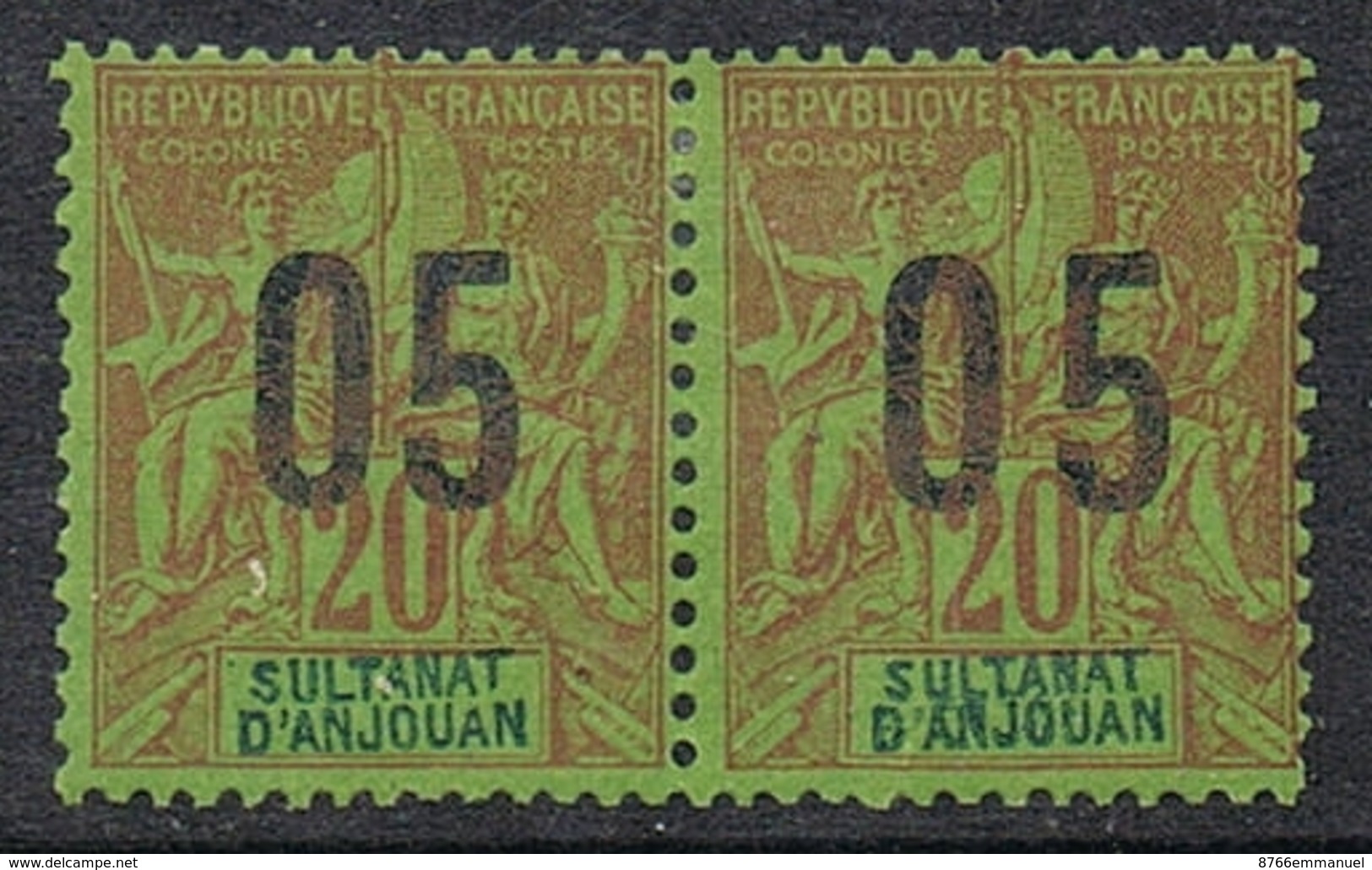 ANJOUAN N°23 ET 23A N* SE TENANT  Variété Surcharge Espacée De 2mm - Unused Stamps