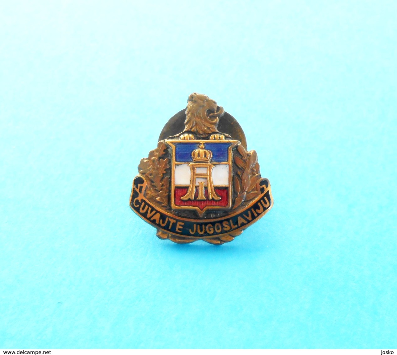 YUGOSLAVIA KINGDOM - CUVAJTE JUGOSLAVIJU ... Pre-WW2 enameled buttonhole pin * Jugoslawien Jugoslavia Yougoslavie RR