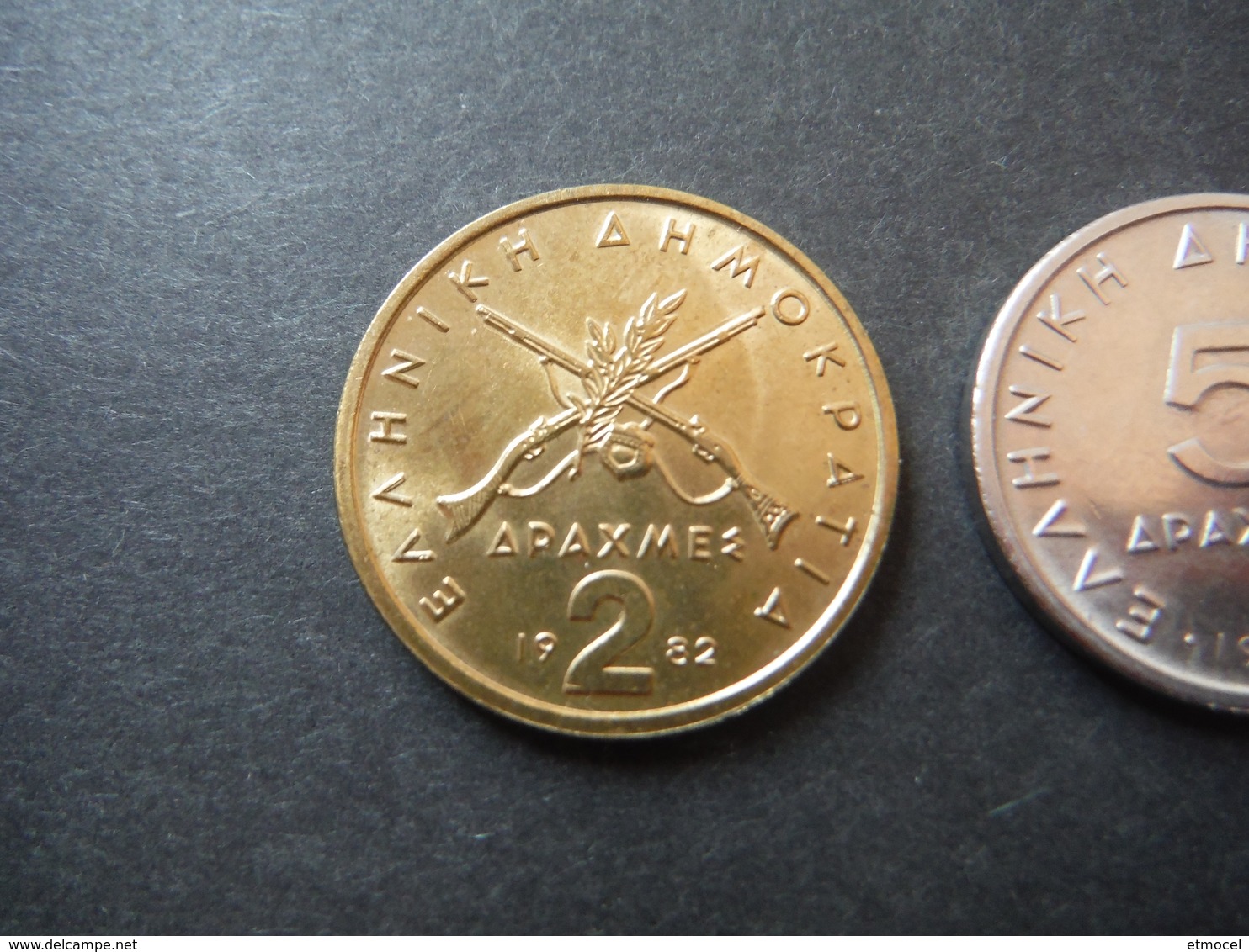 2 Et 5 Drachmes Grèce 1982 - Grèce