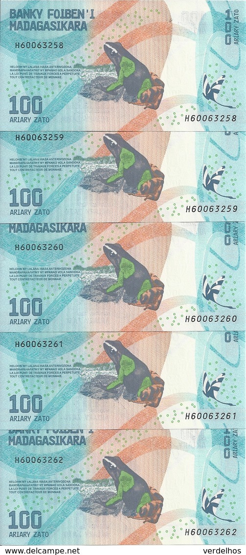 MADAGASCAR 100 ARIARY ND2017 UNC P 97 ( 5 Billets ) - Madagascar