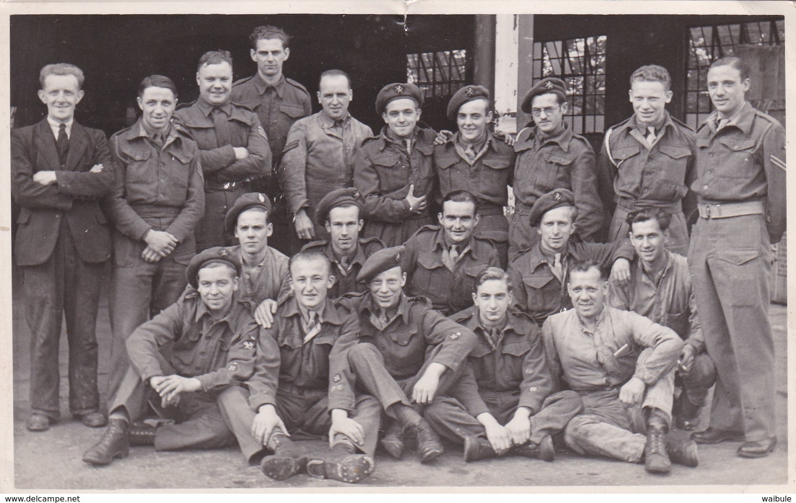 Soldat Armée Belge En Irlande Brigade 1945 à Omagh  Photo Carte - Documents