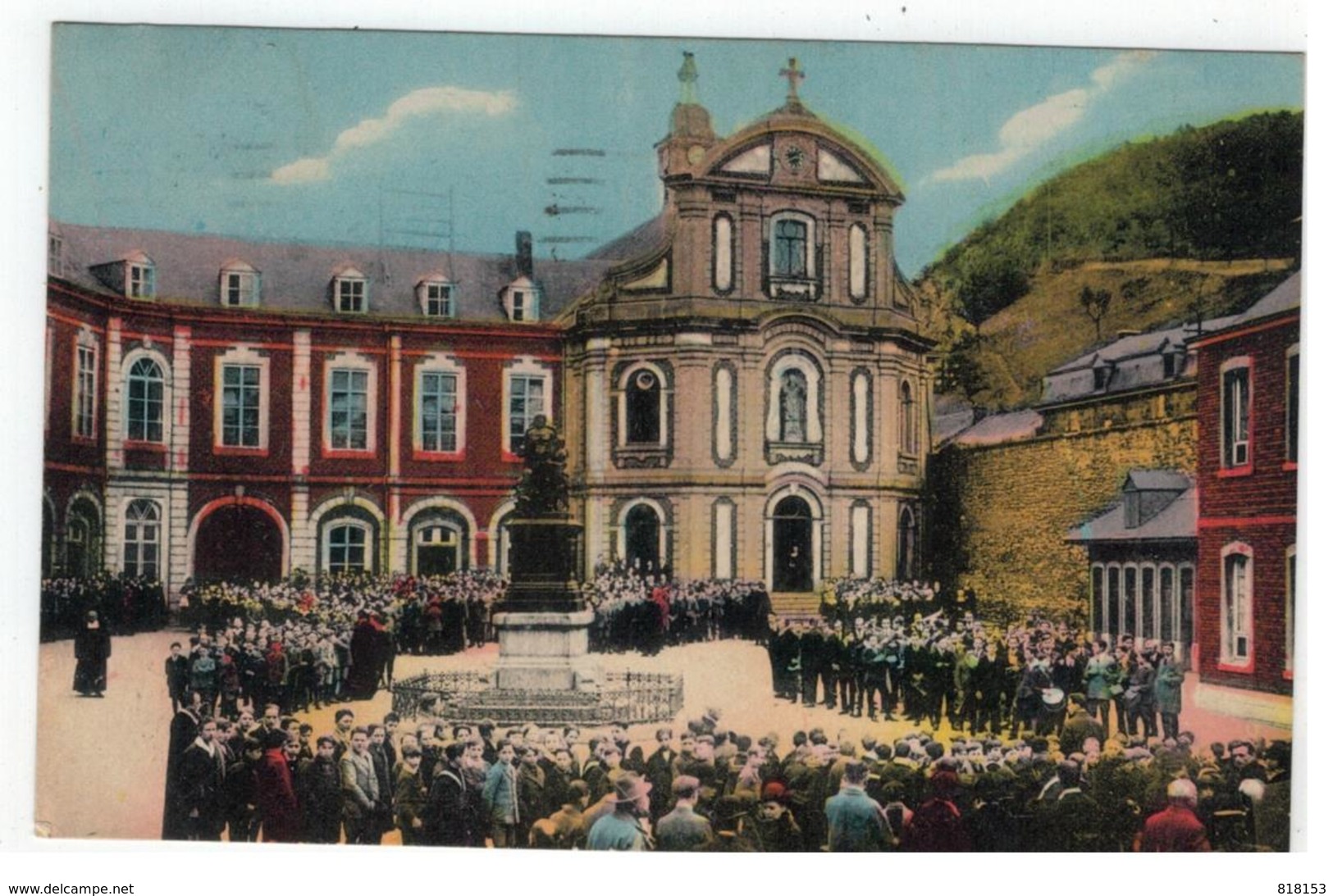 Malonne Institut S.Berth..  La Cour D'honneur Avant Le Départ Du Cortège... - Namen