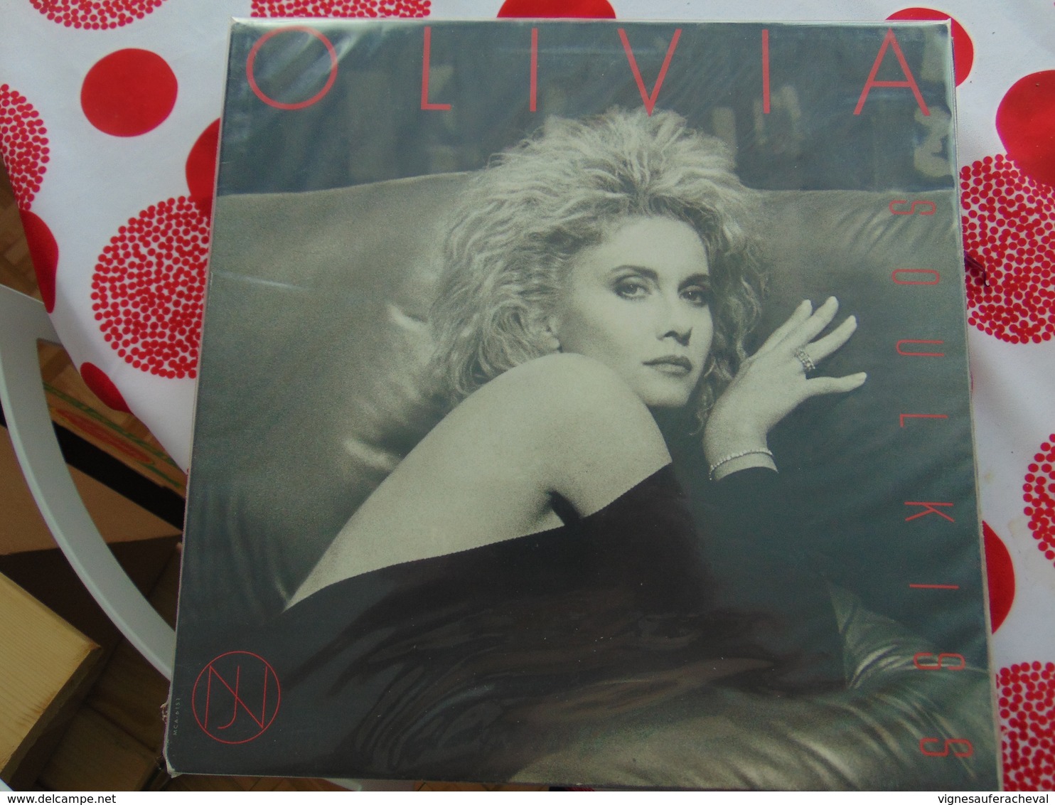 Olivia Newton John- Soul  Kiss - Disco, Pop