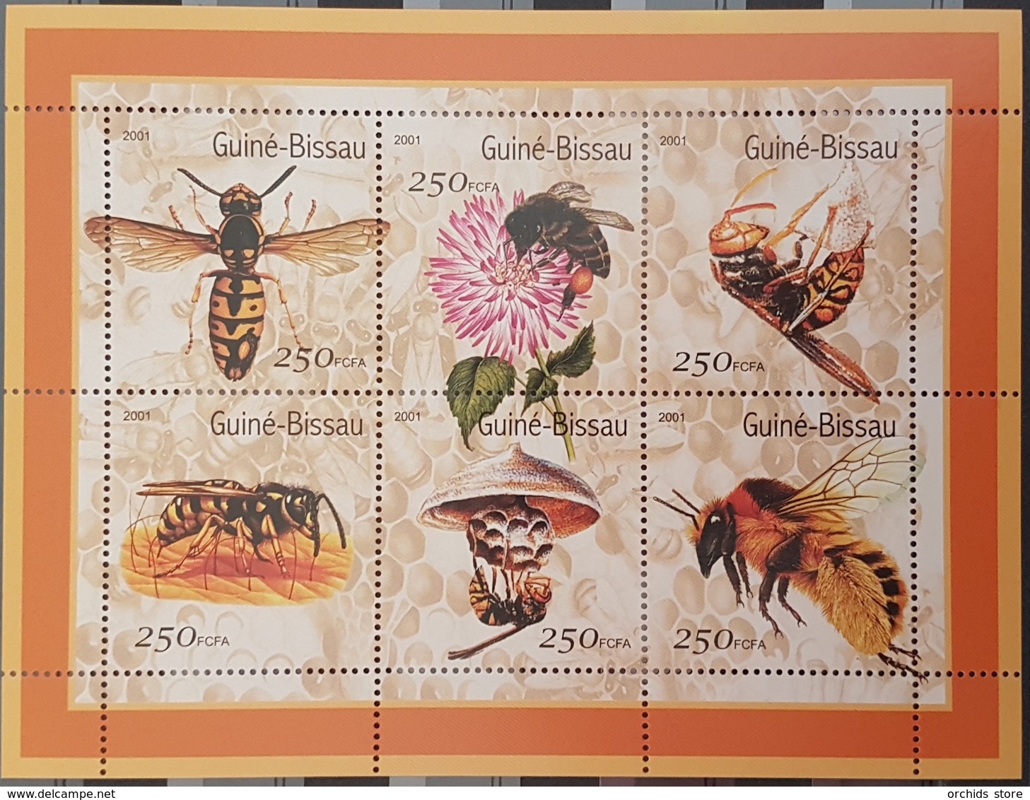 DE23 - Guinea-Bissau 2001 MNH Minisheet - Bee Insect, Animals, Fauna - Guinea-Bissau