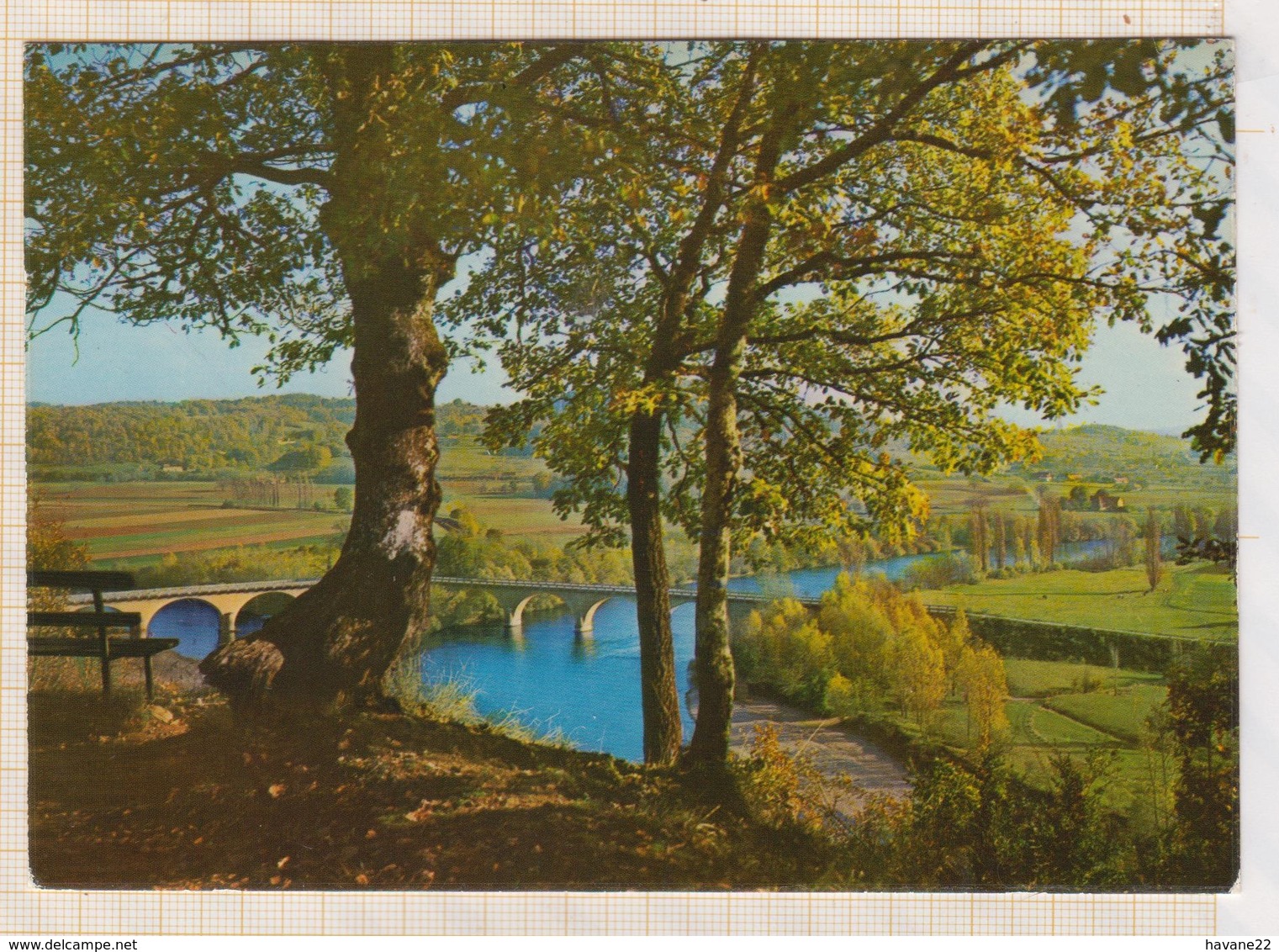 9AL470 LIMEUIL LE CONFLUENT DE LA DORDOGNE ET DE LA VEZERE  2 SCANS - Autres & Non Classés