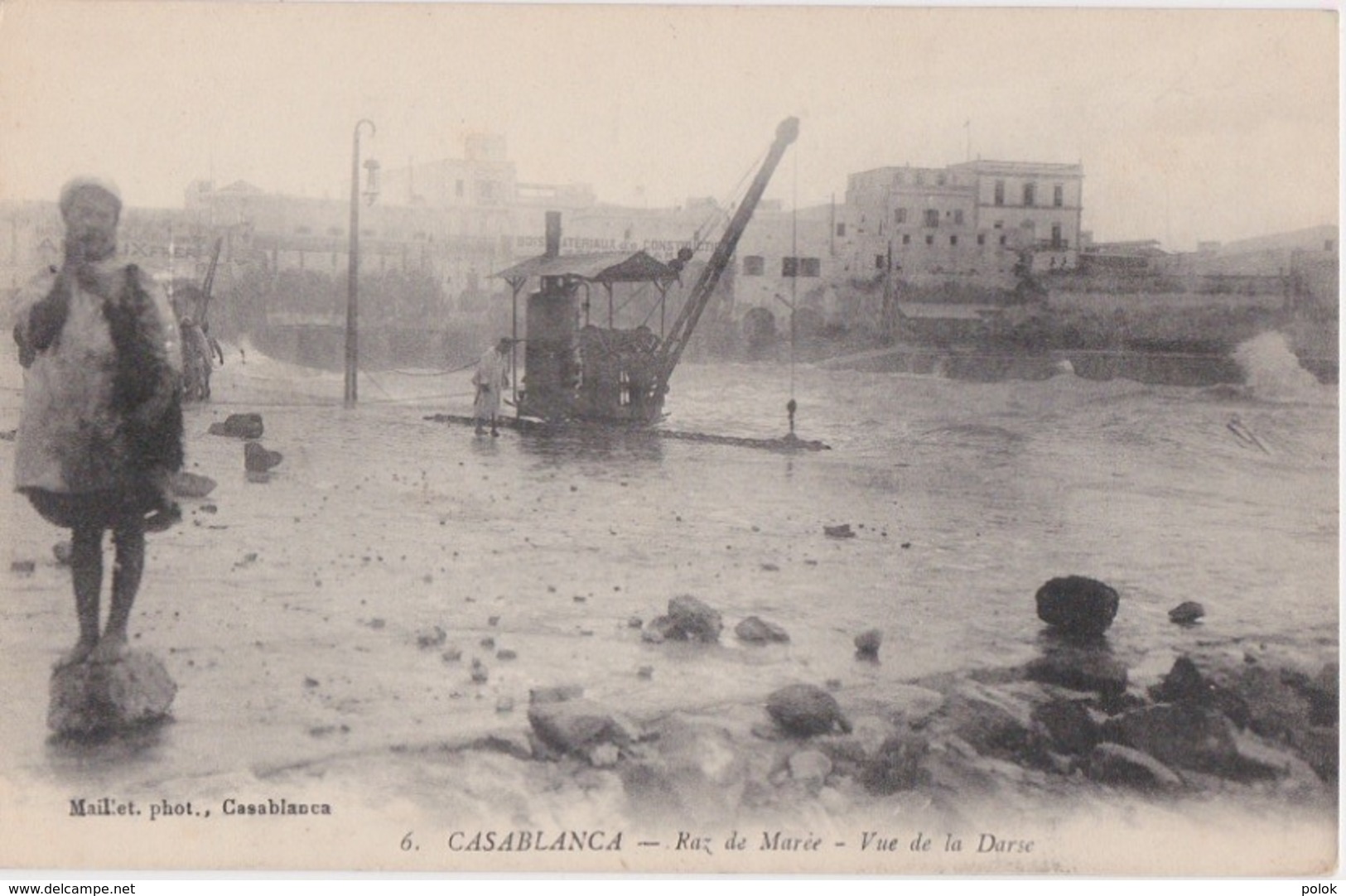 Cpa Maroc - CASABLANCA - Raz De Marée - Vue De La  Darse - Casablanca