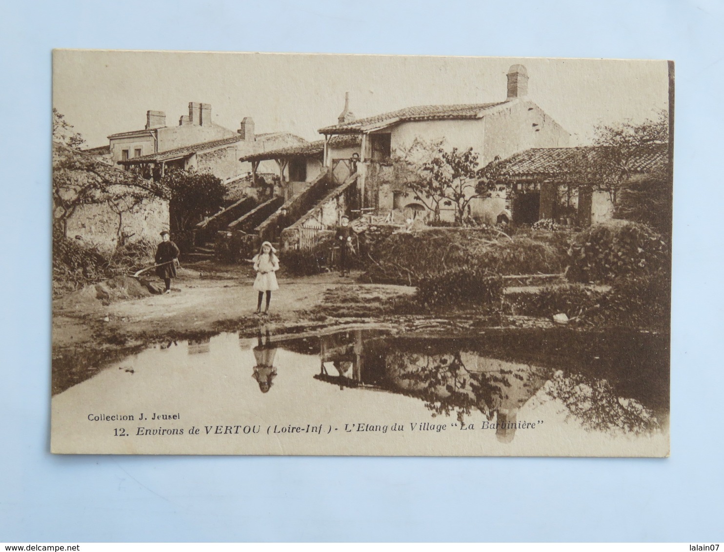 C.P.A. : 44 Environs De VERTOU : L'Etang Du Village " La Barbinière", Animé - Autres & Non Classés