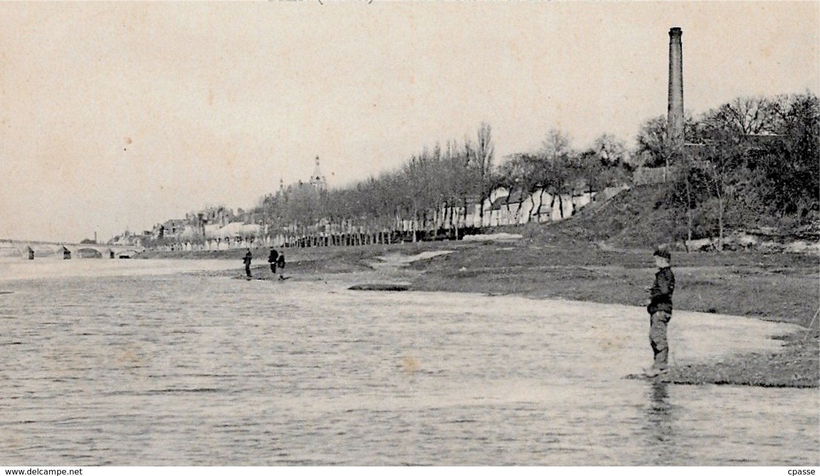 CPA 45 GIEN Loiret - Les Bords De La Loire - La Prise D'eau ° Edition Morier - Gien