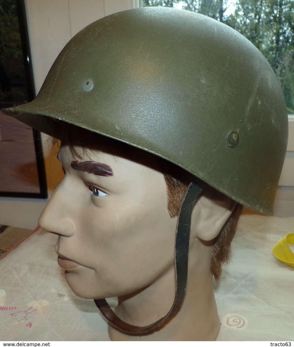 CASQUE MILITAIRE LEGER DE L'ARMEE B.W ALLEMAGNE DE L'OUEST TYPE O.T.A.N  U.S  , TAILLE 56-58 ,PEU SE PORTER POUR REMPLAC - Headpieces, Headdresses