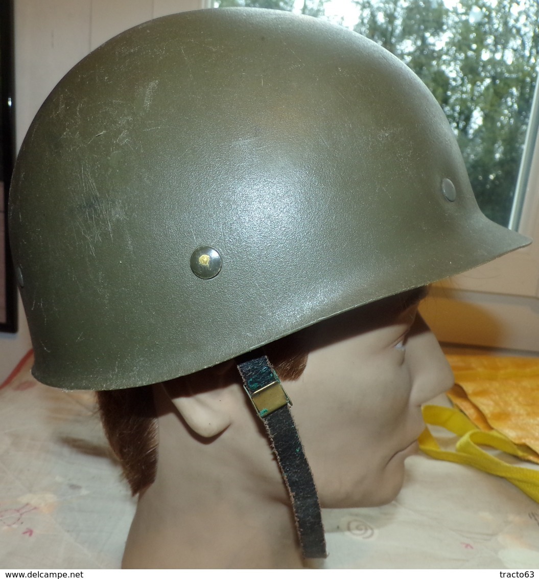 CASQUE MILITAIRE LEGER DE L'ARMEE B.W ALLEMAGNE DE L'OUEST TYPE O.T.A.N  U.S  , TAILLE 56-58 ,PEU SE PORTER POUR REMPLAC - Headpieces, Headdresses