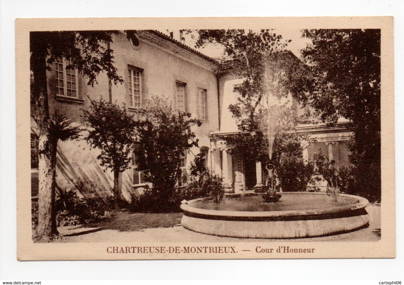 - CPA CHARTREUSE-DE-MONTRIEUX (Méounes-lès-Montrieux / 83) - Cour D'Honneur - - Autres & Non Classés