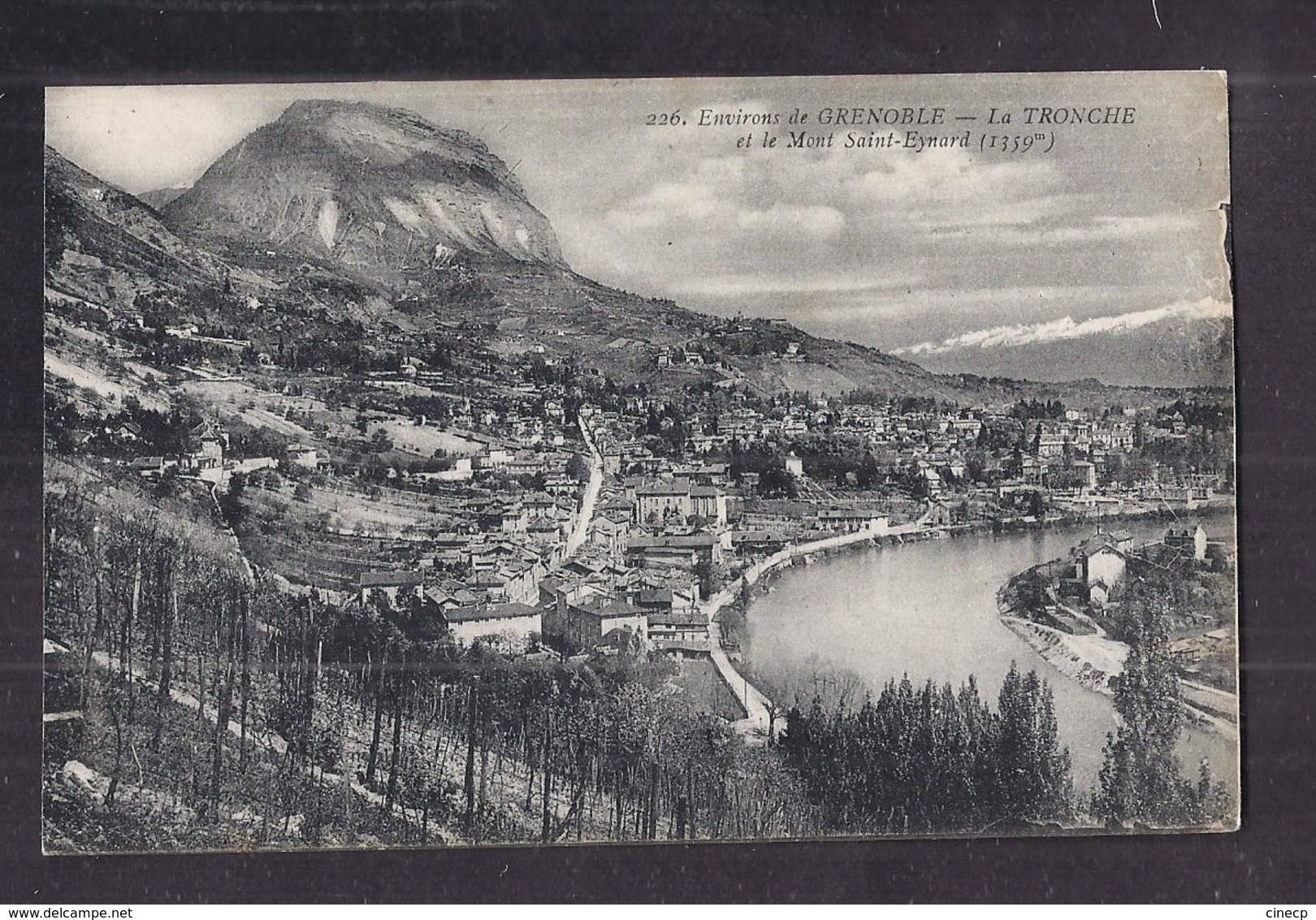 CPA 38 - LA TRONCHE - Environs De GRENOBLE - La Tronche Et Le Mont Saint-Eymard - TB PLAN Centre Village - La Tronche