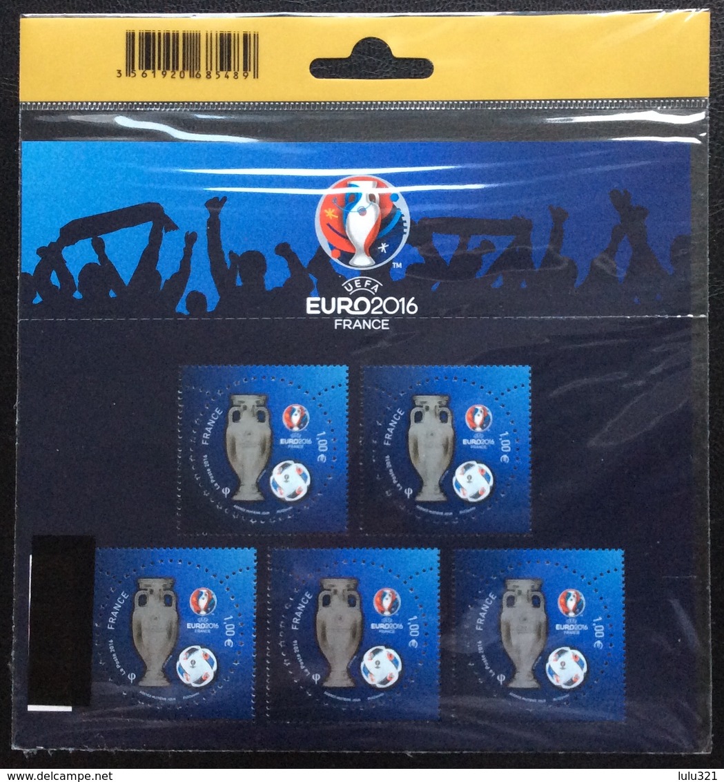 FRANCE 2016 BF137 NEUF ** - EURO 2016 UEFA Football 3D Verni , Bloc-feuillet Sous Blister Non Ouvert 1,00 € X 5 Timbres - Mint/Hinged