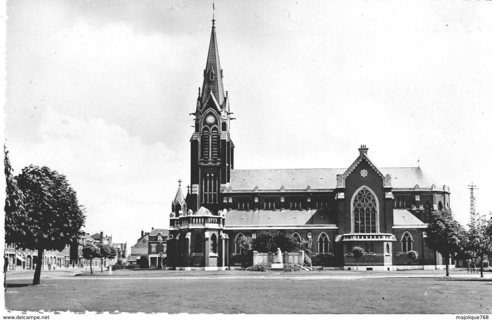 Cpsm De Nieppe - L'église St-Martin - - Autres & Non Classés