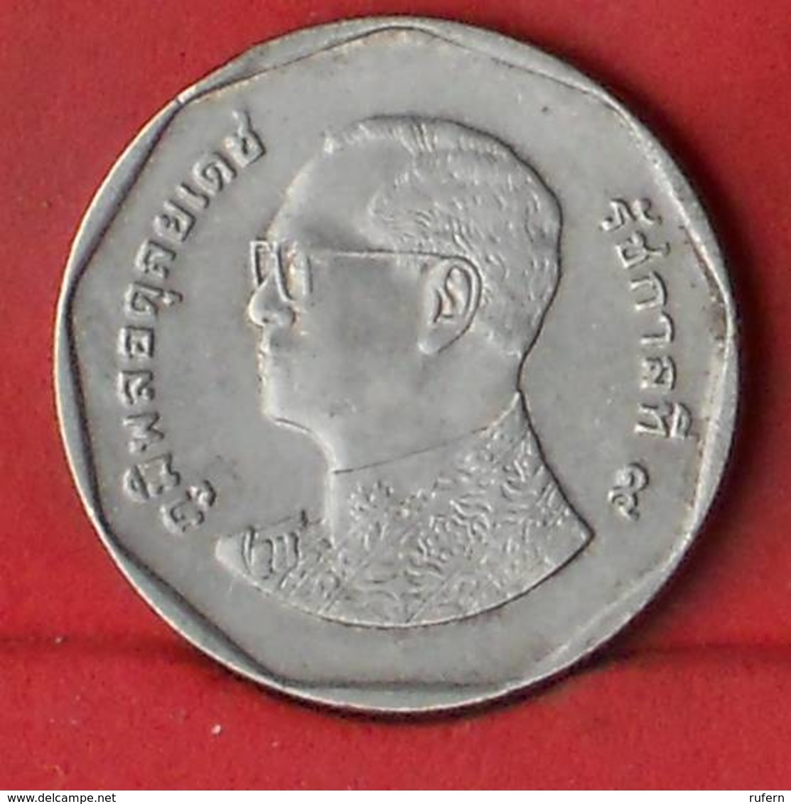 THAILAND 5 BAHT 2011-2554 -    KM# 446 - (Nº27854) - Thaïlande