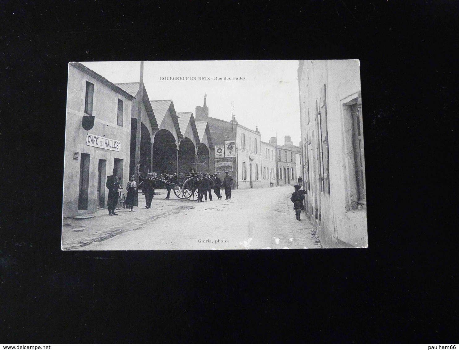 BOURGNEUF EN RETZ      RUE DES HALLES - Bourgneuf-en-Retz