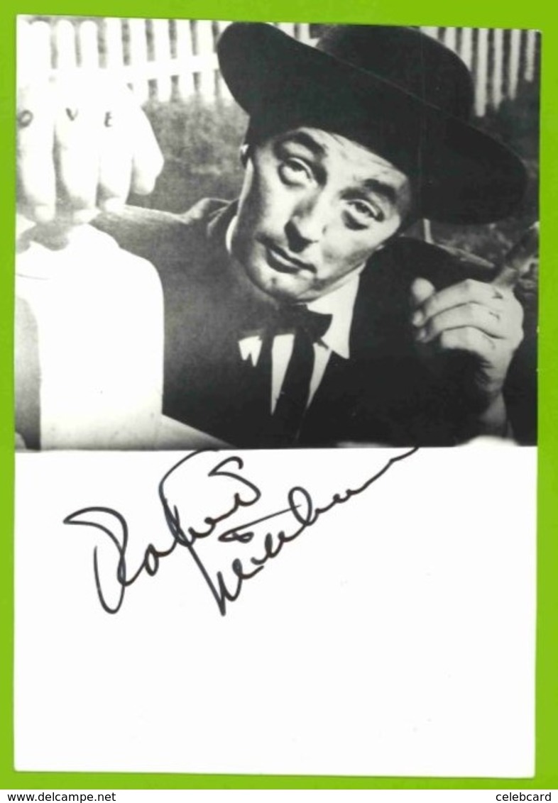 ROBERT MITCHUM  AUTOGRAPHE / AUTOGRAMM  Photo 12/17 Cm   *Actor* Hollywood * - Autres & Non Classés