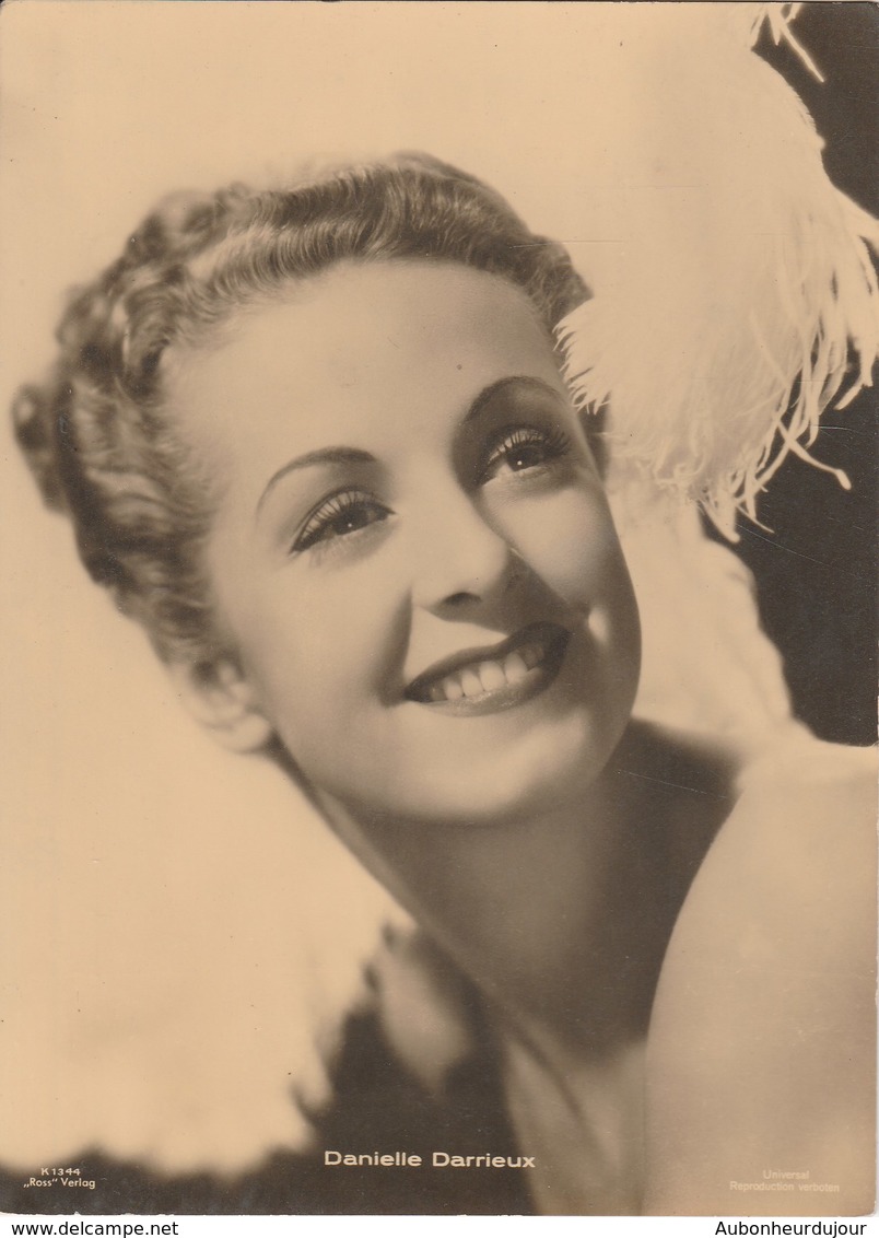 DANIELLE DARRIEUX (17cmX13cm) A12 - Schauspieler