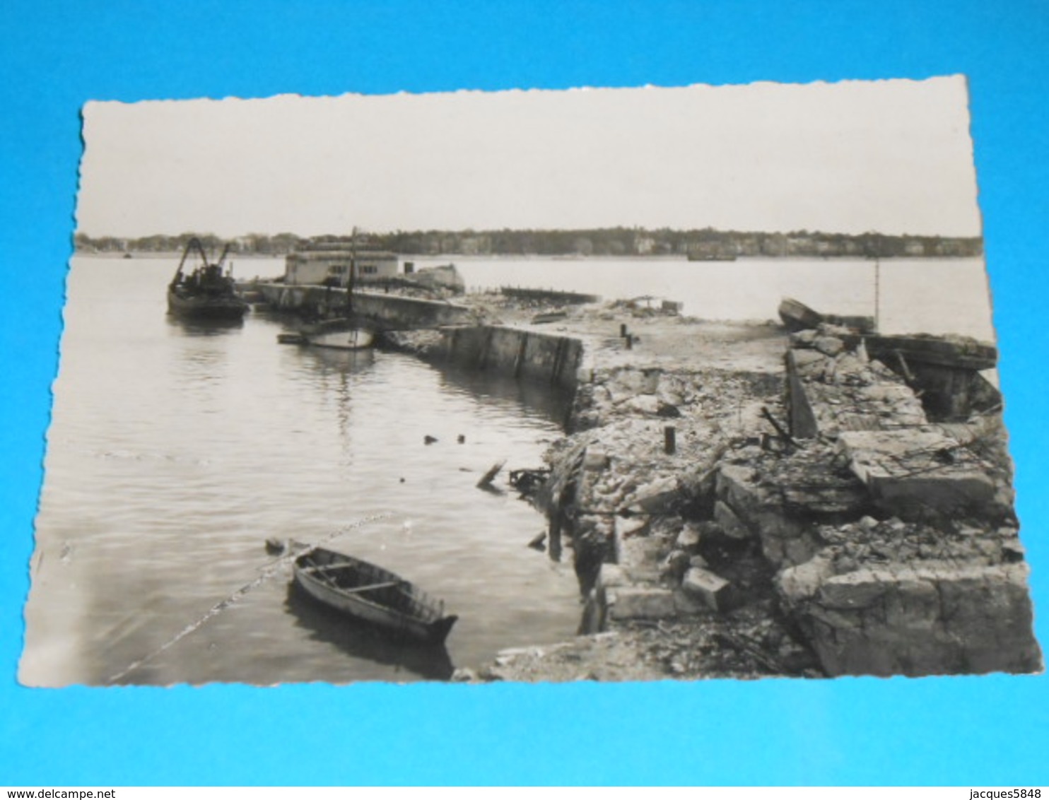 17 ) Royan Bombardée : N° 3 - Grand Format : Ruine Du Port : Année 1945 - EDIT: Paris édition - Royan