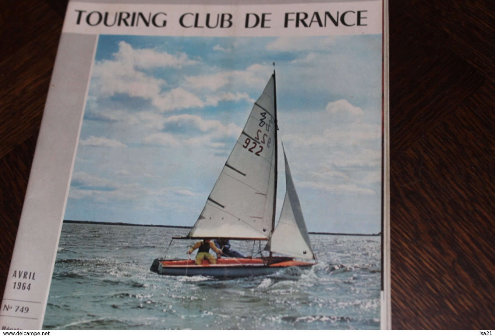 La Revue Du Touring Club 1964 Avril: Régate Maubuisson Gironde, Dinan, De Laval à St Malo, Le Sommaire Est Scanné - Tourisme & Régions