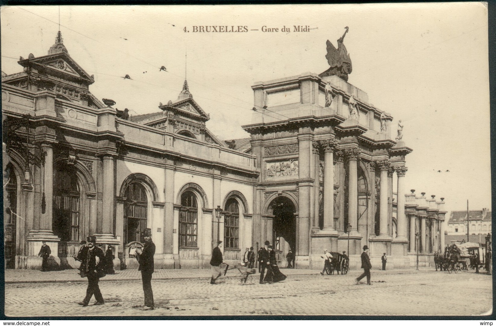 BRUXELLES :  La Gare Du Midi - Marktpleinen, Pleinen