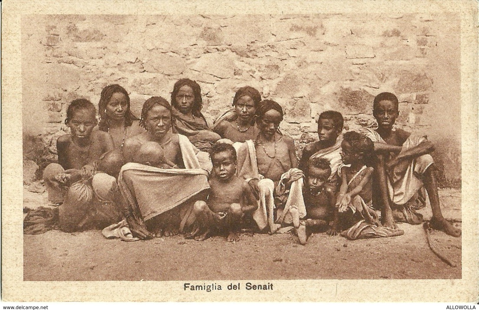 2765 " FAMIGLIA DEL SENAIT " CART.POST. ORIG NON SPED. - Eritrea