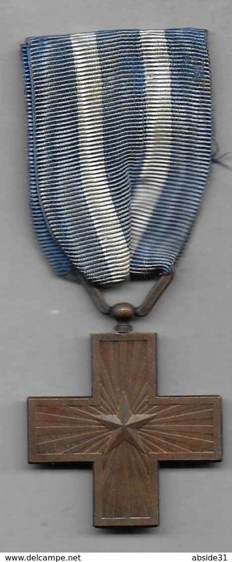 Italie - Médaille   Merito DiGuerra - Italie