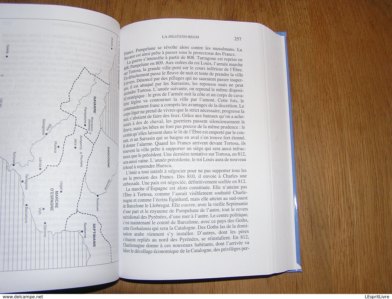 CHARLEMAGNE Histoire Mérovingiens Francs Carolingiens Royaume Empire Eglise Société Rurale Economie Empereur