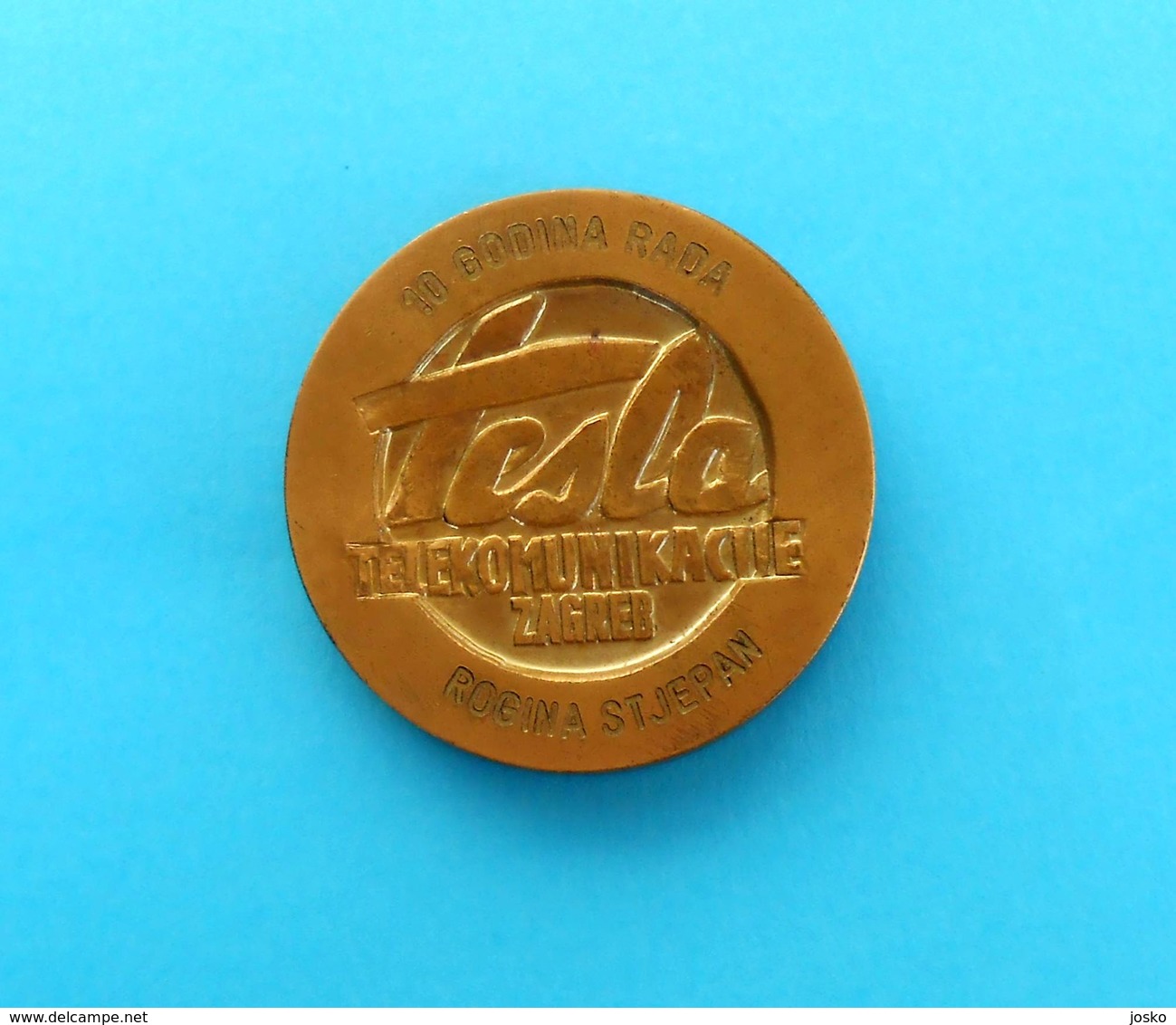 NIKOLA TESLA Famous Inventor And Futurist - Old Medal In Original Box * Scientist Physicist Radio Electrical Engineering - Autres & Non Classés