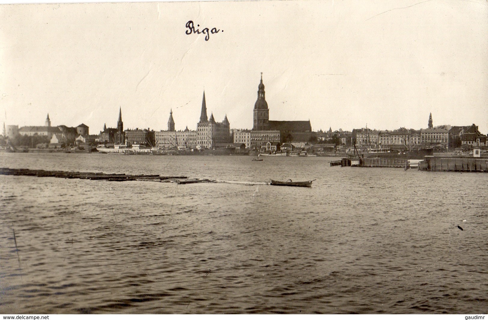 CARTE PHOTO ALLEMANDE DE RIGA EN LETTONIE - SUR LES RIVES DE LA DAUGAVA - GUERRE 1914 1918 - 1914-18
