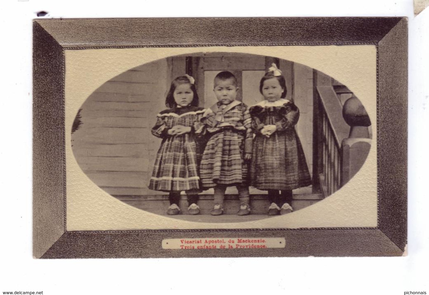 Trois Enfants De La Providence ESQUIMAUX  Vicariat Apostolique Du MacKenzie River District Canada - Yukon