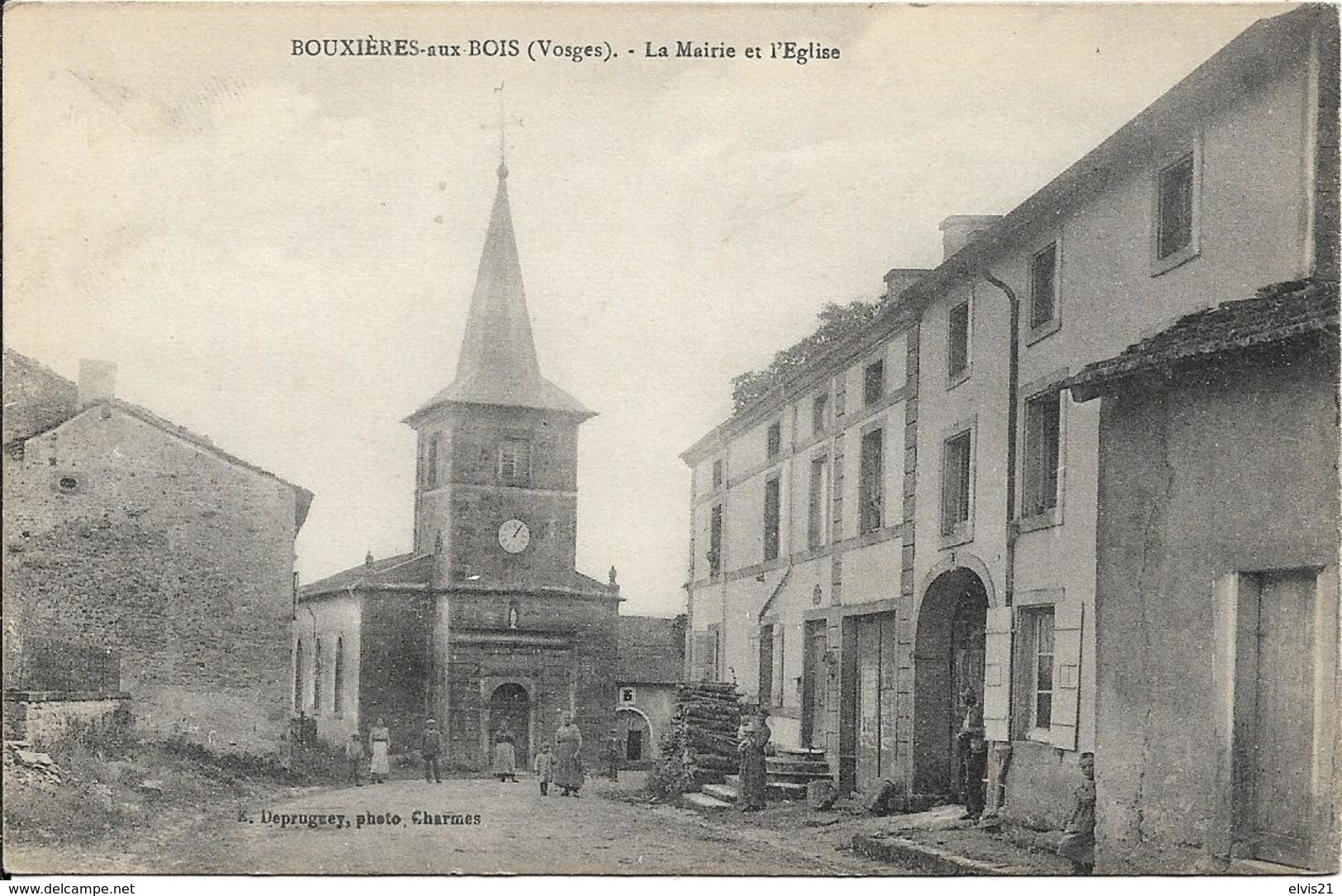 BOUXIERES AUX BOIS La Mairie Et L' Eglise - Autres & Non Classés